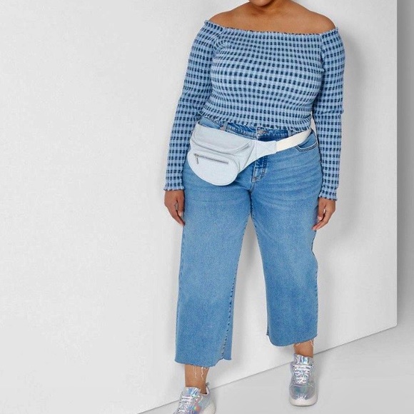 wild fable Tops - Wild Fable Cropped Long Sleeve Gingham Top